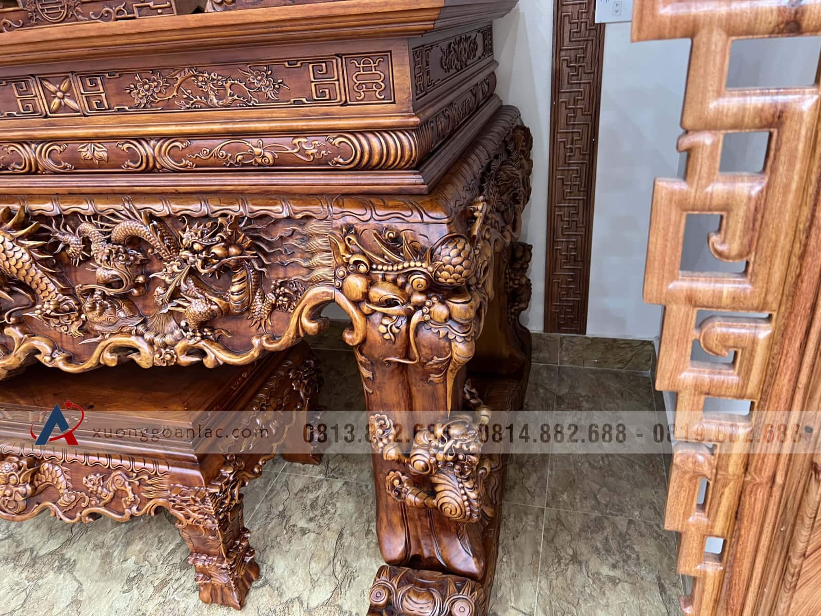 Sập thờ Tứ Linh chân 25 gỗ gõ đỏ giao Bắc Giang 29 Sập thờ Tứ Linh chân 25 gỗ gõ đỏ giao Bắc Giang - Ảnh 29
