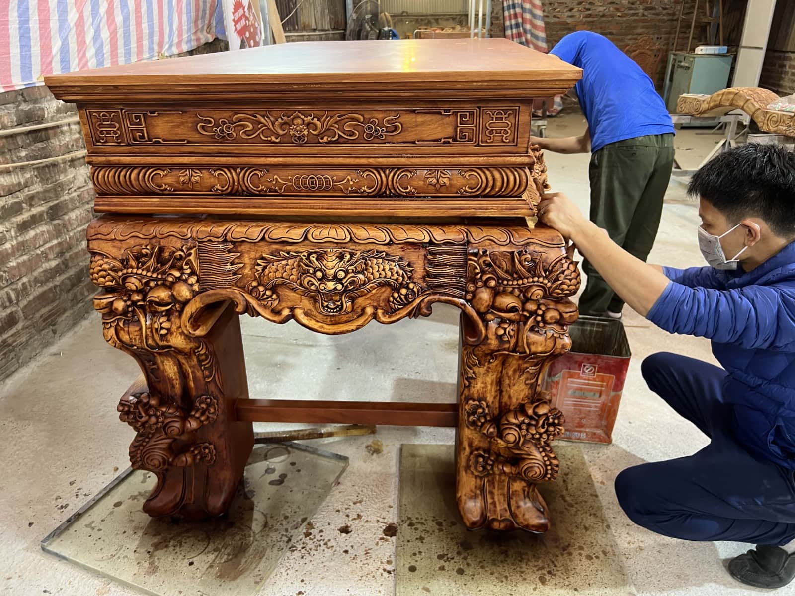 Sập thờ Tứ Linh chân 25 gỗ gõ đỏ giao Bắc Giang 31 Sập thờ Tứ Linh chân 25 gỗ gõ đỏ giao Bắc Giang - Ảnh 31