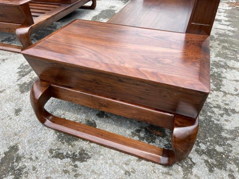 sofa chân choãi gỗ óc chó