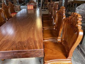 Bộ bàn ăn nguyên khối 300x99x15cm và 12 ghế louis siêu vip (Anh Trường, Khánh Hòa) 11 ban an 12 ghe louis go go do nguyen khoi 2