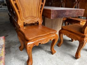 Bộ bàn ăn nguyên khối 300x99x15cm và 12 ghế louis siêu vip (Anh Trường, Khánh Hòa) 17 ban an 12 ghe louis go go do nguyen khoi 8