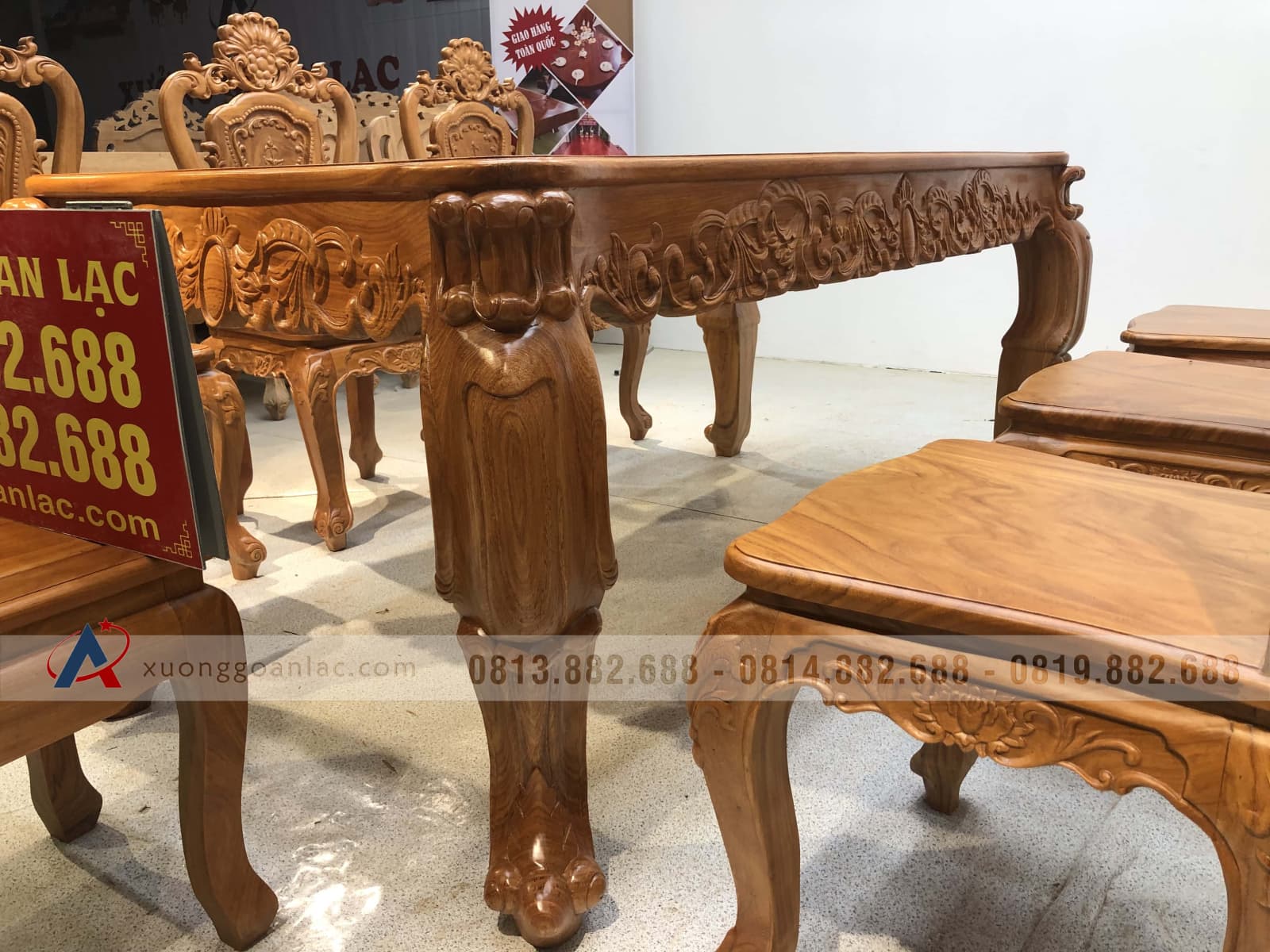 Bộ bàn ăn củ lạc 6 ghế hồng hạc (Anh Tuyên, Cẩm Phả - Quảng Ninh) 6 bàn ăn gỗ gõ đỏ mẫu chân củ lạc