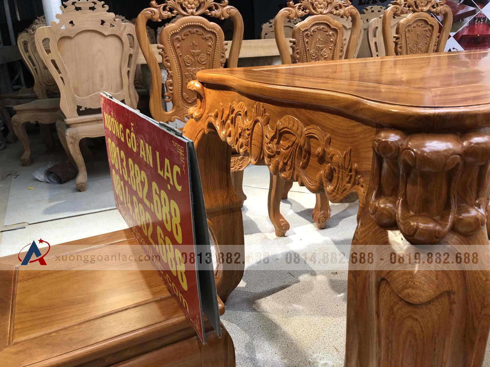 Bộ bàn ăn củ lạc 6 ghế hồng hạc (Anh Tuyên, Cẩm Phả - Quảng Ninh) 7 bàn ăn gỗ gõ đỏ cao cấp