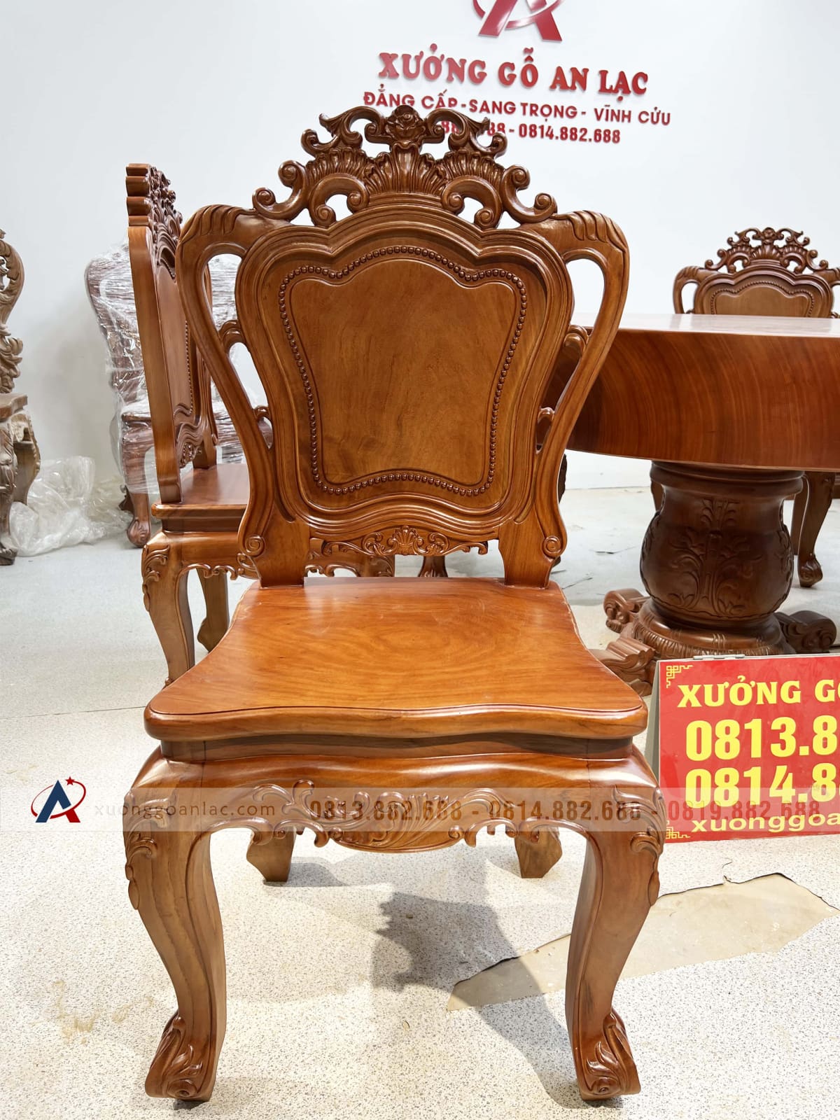 Bộ bàn ăn tròn nguyên khối 6 ghế hoa lá tây gỗ gõ đỏ (Anh Lợi, Hồ Chí Minh) 32 ghế ăn louis hoàng gia hoa lá tây
