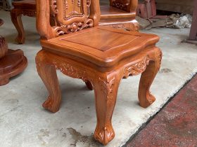 Bộ bàn ăn tròn xoay 6 ghế louis gỗ hương đá (Chị Hạ, Hà Nội) 27 ghế louis chân cong