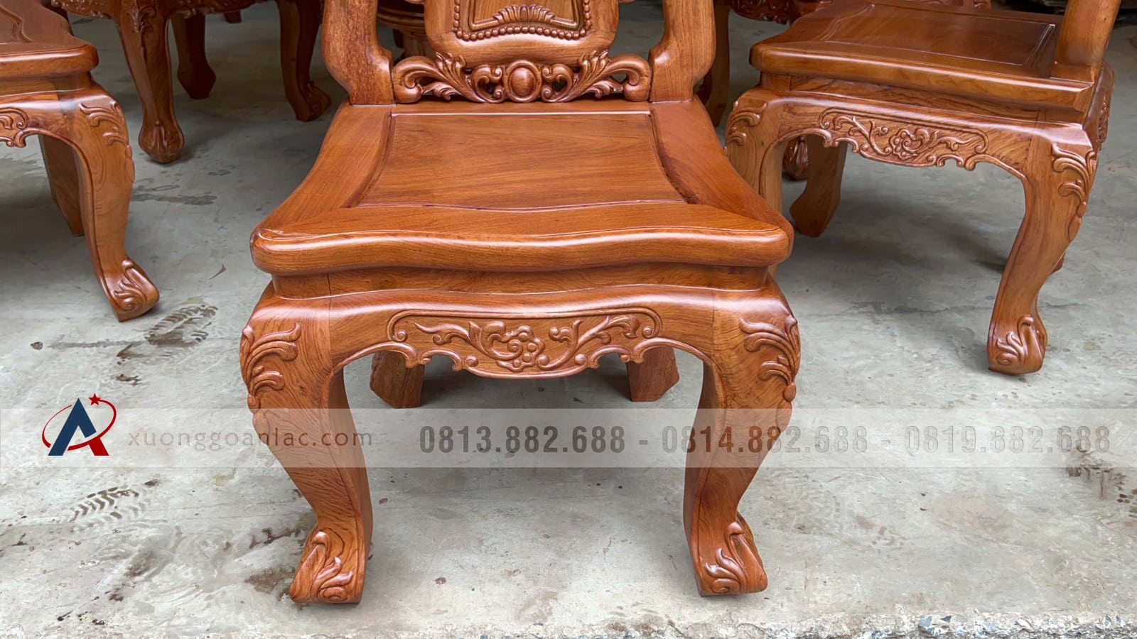 Bộ bàn ăn tròn xoay 6 ghế louis gỗ hương đá (Chị Hạ, Hà Nội) 12 ghế louis hoàng gia