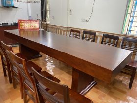Bàn ăn nguyên khối gỗ gõ đỏ 300x90x15cm (Anh Thái, Hưng Yên) 7 bàn ăn nguyên khối gỗ gõ đỏ cao cấp