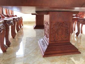 Bàn giao 2 bộ bàn ăn nguyên khối 10 ghế louis có tay gỗ gõ đỏ (Bác Thành, Hà Nam) 33 bàn ghế gỗ nguyên khối chất lượng cao