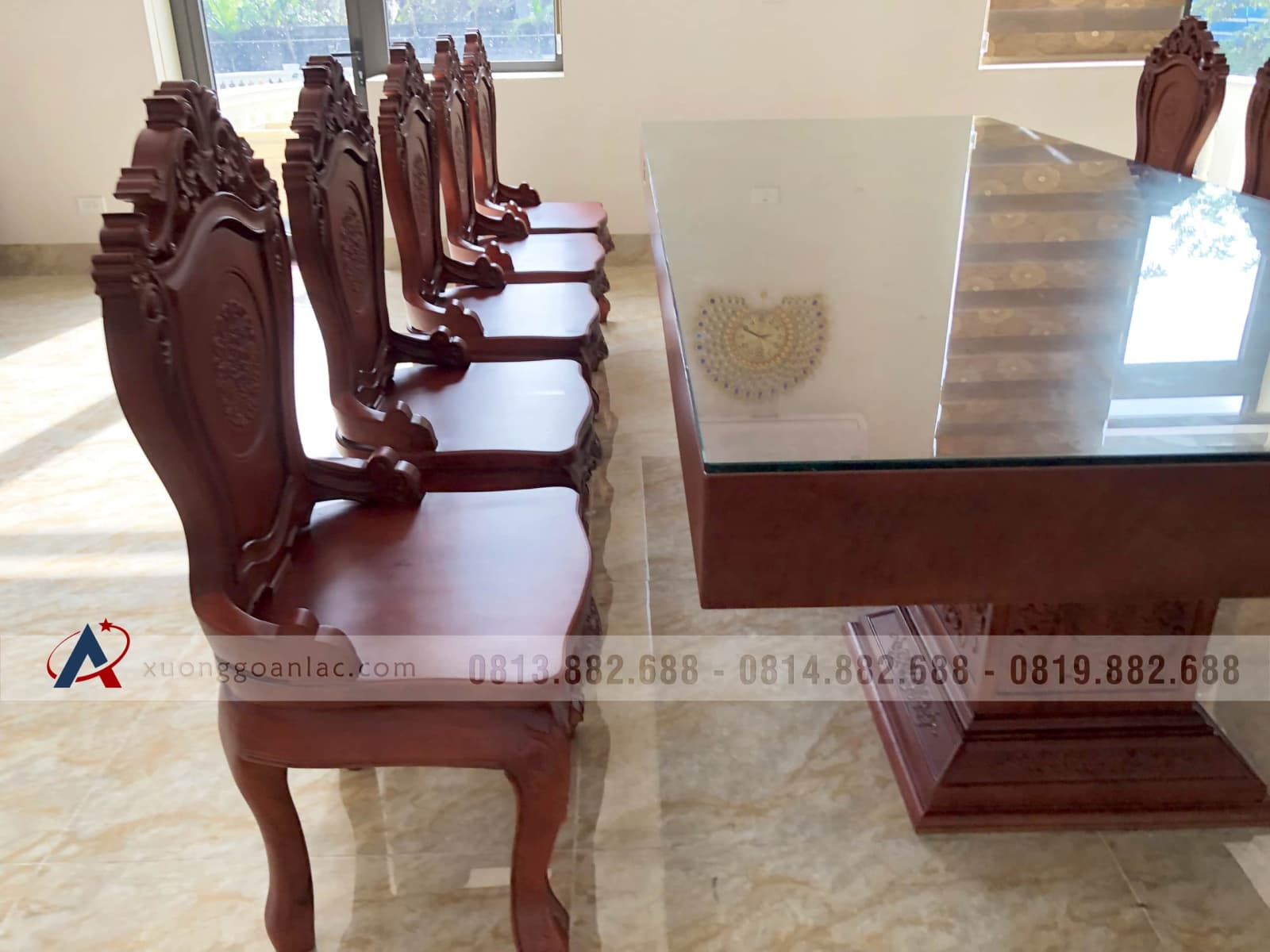 Bàn giao 2 bộ bàn ăn nguyên khối 10 ghế louis có tay gỗ gõ đỏ (Bác Thành, Hà Nam) 10 Bàn giao 2 bộ bàn ăn nguyên khối 10 ghế louis có tay gỗ gõ đỏ (Bác Thành, Hà Nam) - Ảnh 10