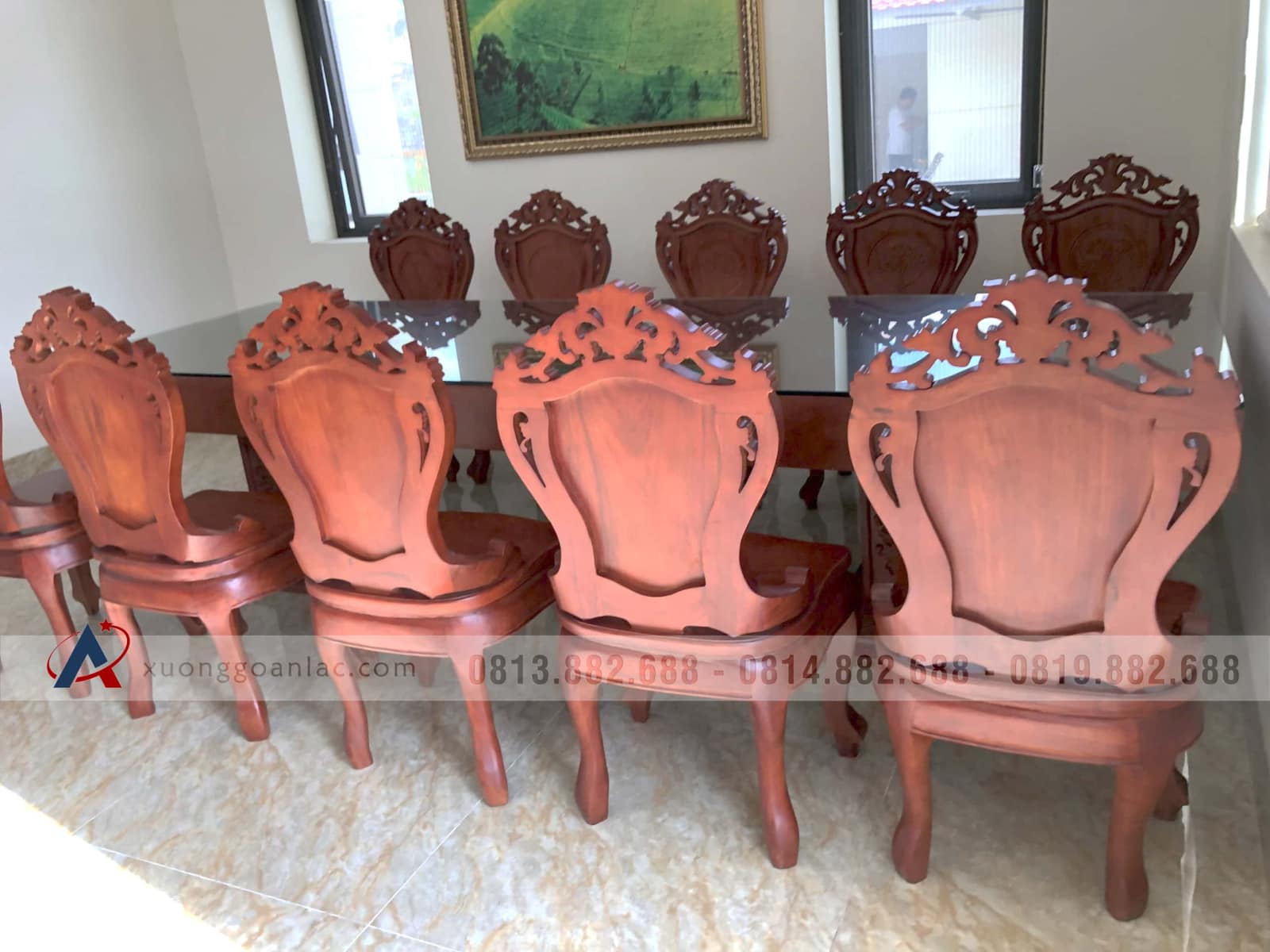 Bàn giao 2 bộ bàn ăn nguyên khối 10 ghế louis có tay gỗ gõ đỏ (Bác Thành, Hà Nam) 49 Bộ bàn 10 ghế gỗ nguyên tấm gỗ gõ đỏ cao cấp