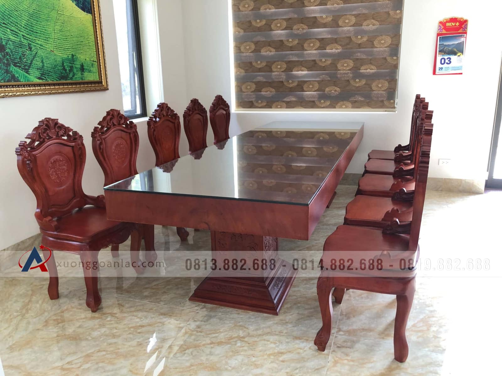 Bàn giao 2 bộ bàn ăn nguyên khối 10 ghế louis có tay gỗ gõ đỏ (Bác Thành, Hà Nam) 48 Bộ bàn ghế ăn nguyên khối gỗ gõ đỏ tự nhiên