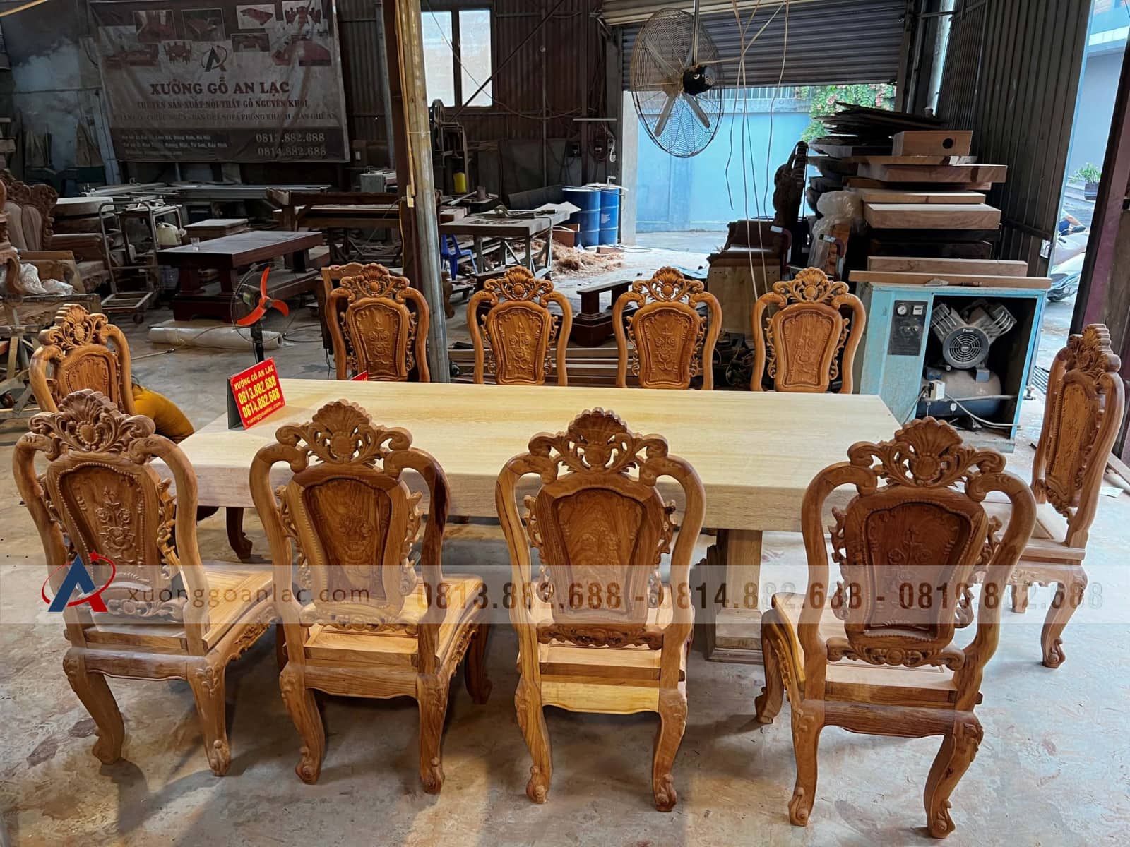 Bộ bàn ăn nguyên khối 10 ghế hồng hạt cao cấp gỗ gõ đỏ (Anh Hiếu, Hà Nội) 25 bàn ăn 12 ghế gỗ gõ đỏ cao cấp