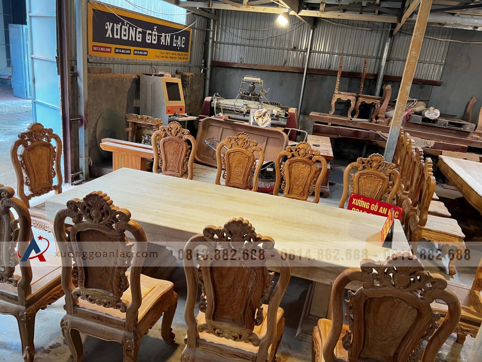 Bộ bàn ăn nguyên khối 10 ghế hồng hạt cao cấp gỗ gõ đỏ (Anh Hiếu, Hà Nội) 4 Bộ bàn ăn nguyên khối 10 ghế hồng hạt cao cấp gỗ gõ đỏ (Anh Hiếu, Hà Nội) - Ảnh 4