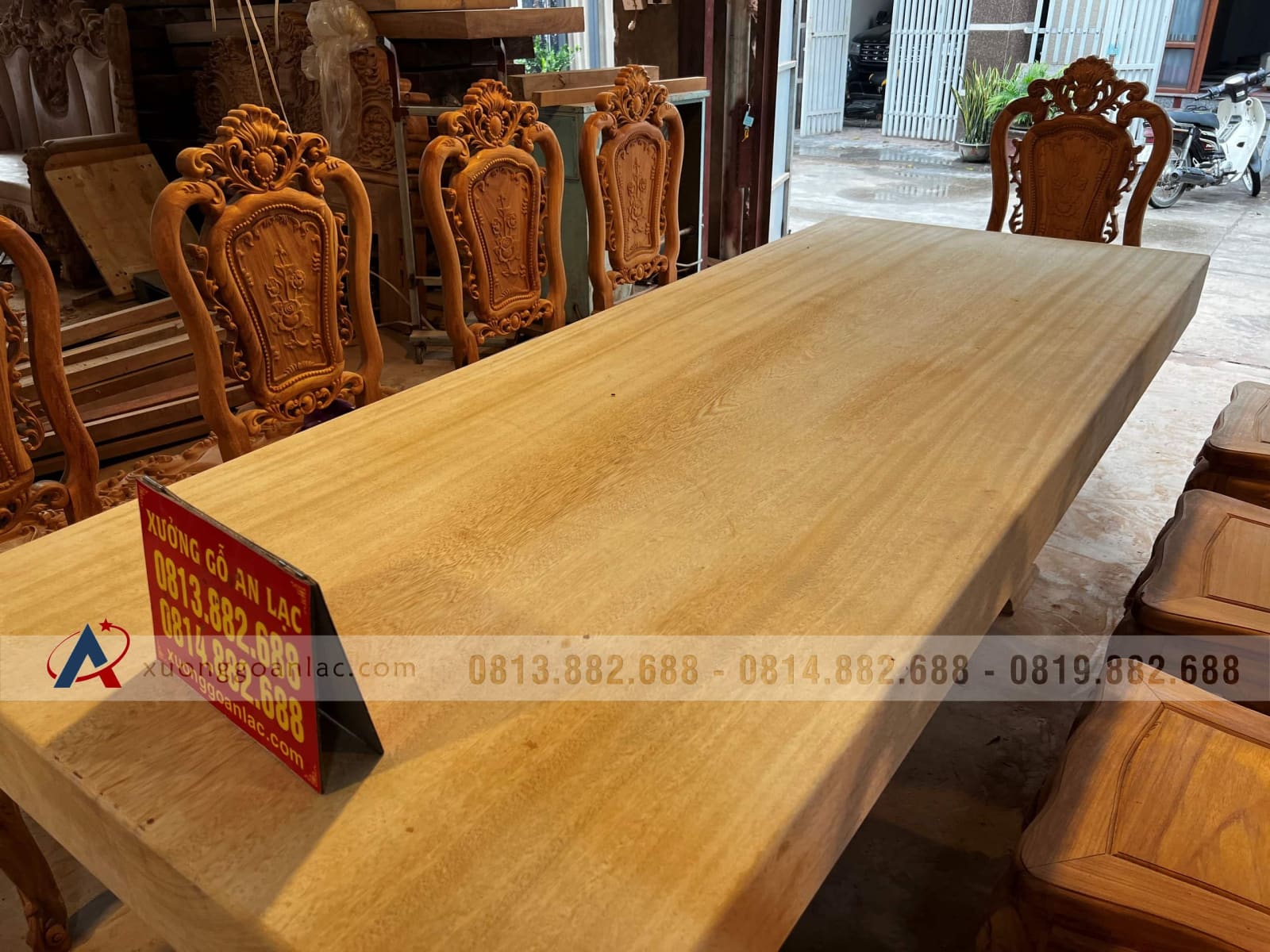 Bộ bàn ăn nguyên khối 10 ghế hồng hạt cao cấp gỗ gõ đỏ (Anh Hiếu, Hà Nội) 21 bàn ăn gỗ gõ đỏ nguyên khối vip