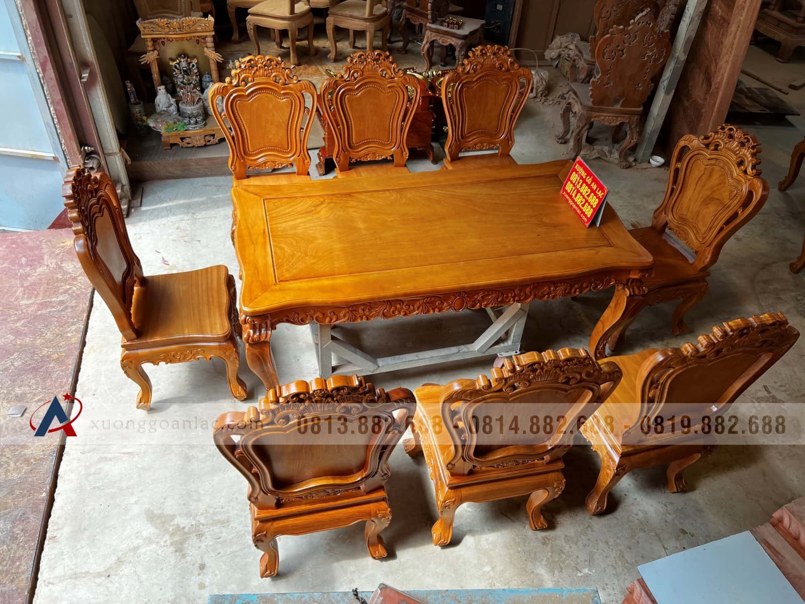 Bộ bàn ăn gỗ gõ đỏ 8 ghế louis hoa lá tây đục hai mặt (Chị Quyên, Hà Nội) 32 Bàn ăn Gõ Đỏ Hoàng Gia 8 louis hoa lá tâyghế