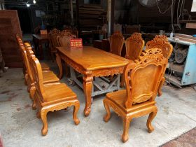 Bộ bàn ăn gỗ gõ đỏ 8 ghế louis hoa lá tây đục hai mặt (Chị Quyên, Hà Nội) 17 bàn ăn gỗ gõ đỏ cao cấp