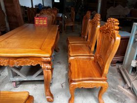 Bộ bàn ăn gỗ gõ đỏ 8 ghế louis hoa lá tây đục hai mặt (Chị Quyên, Hà Nội) 19 bàn ăn chữ nhật gỗ gõ đỏ cao cấp