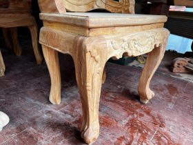 Bàn ăn hoàng gia và 6 ghế louis hoa lá tây có tay đẳng cấp (Anh Trung, Hải Phòng) 26 ghế louis chân cong