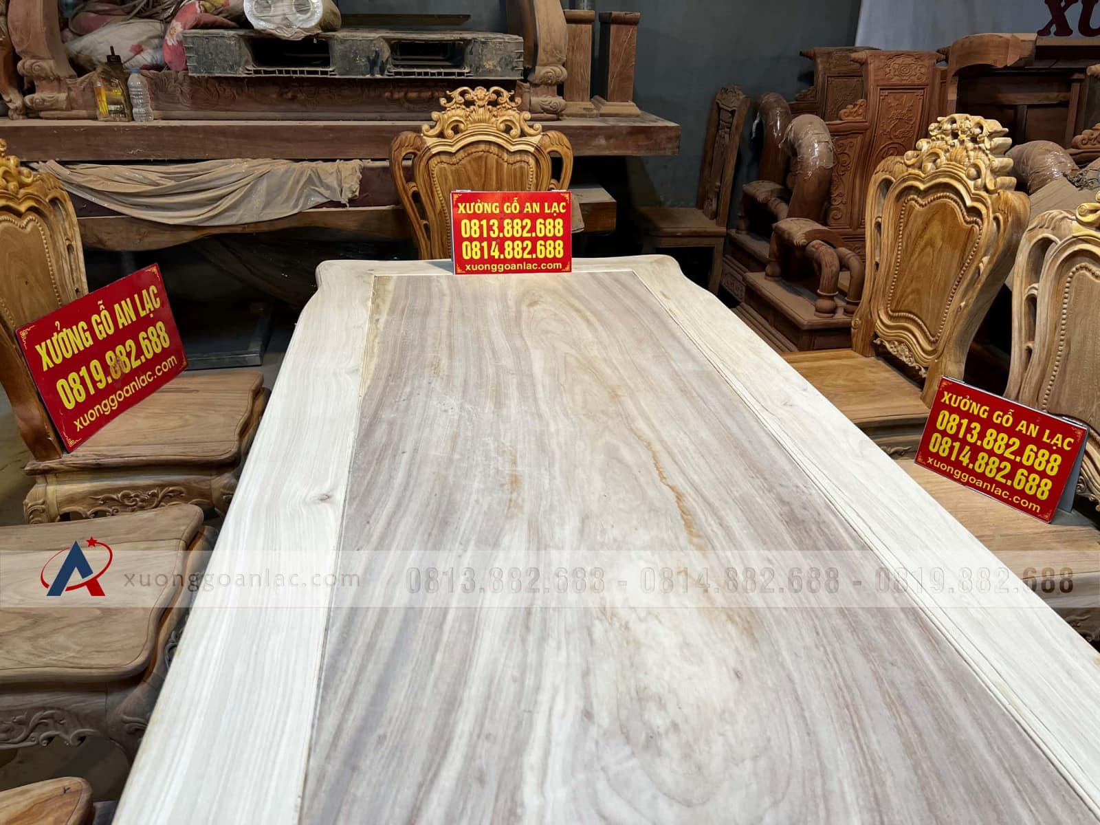 Bàn ăn gỗ gõ đỏ chữ nhật diềm sen dẹo 10 ghế louis hoa lá tây (Chị Hảo - TP. Hồ Chí Minh) 6 Bàn ăn gỗ gõ đỏ chữ nhật diềm sen dẹo 10 ghế louis hoa lá tây (Chị Hảo - TP. Hồ Chí Minh) - Ảnh 6