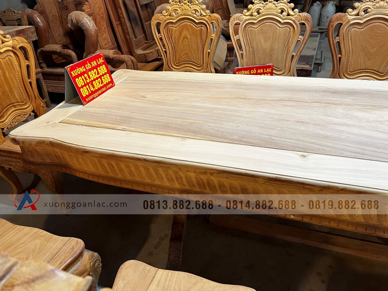 Bàn ăn gỗ gõ đỏ chữ nhật diềm sen dẹo 10 ghế louis hoa lá tây (Chị Hảo - TP. Hồ Chí Minh) 8 Bàn ăn gỗ gõ đỏ chữ nhật diềm sen dẹo 10 ghế louis hoa lá tây (Chị Hảo - TP. Hồ Chí Minh) - Ảnh 8