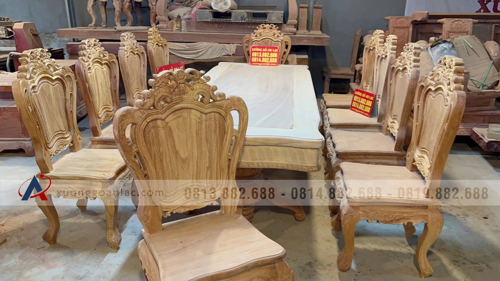 Bàn ăn gỗ gõ đỏ chữ nhật diềm sen dẹo 10 ghế louis hoa lá tây (Chị Hảo - TP. Hồ Chí Minh) 43 bàn ghế ăn gỗ gõ đỏ cao cấp vip