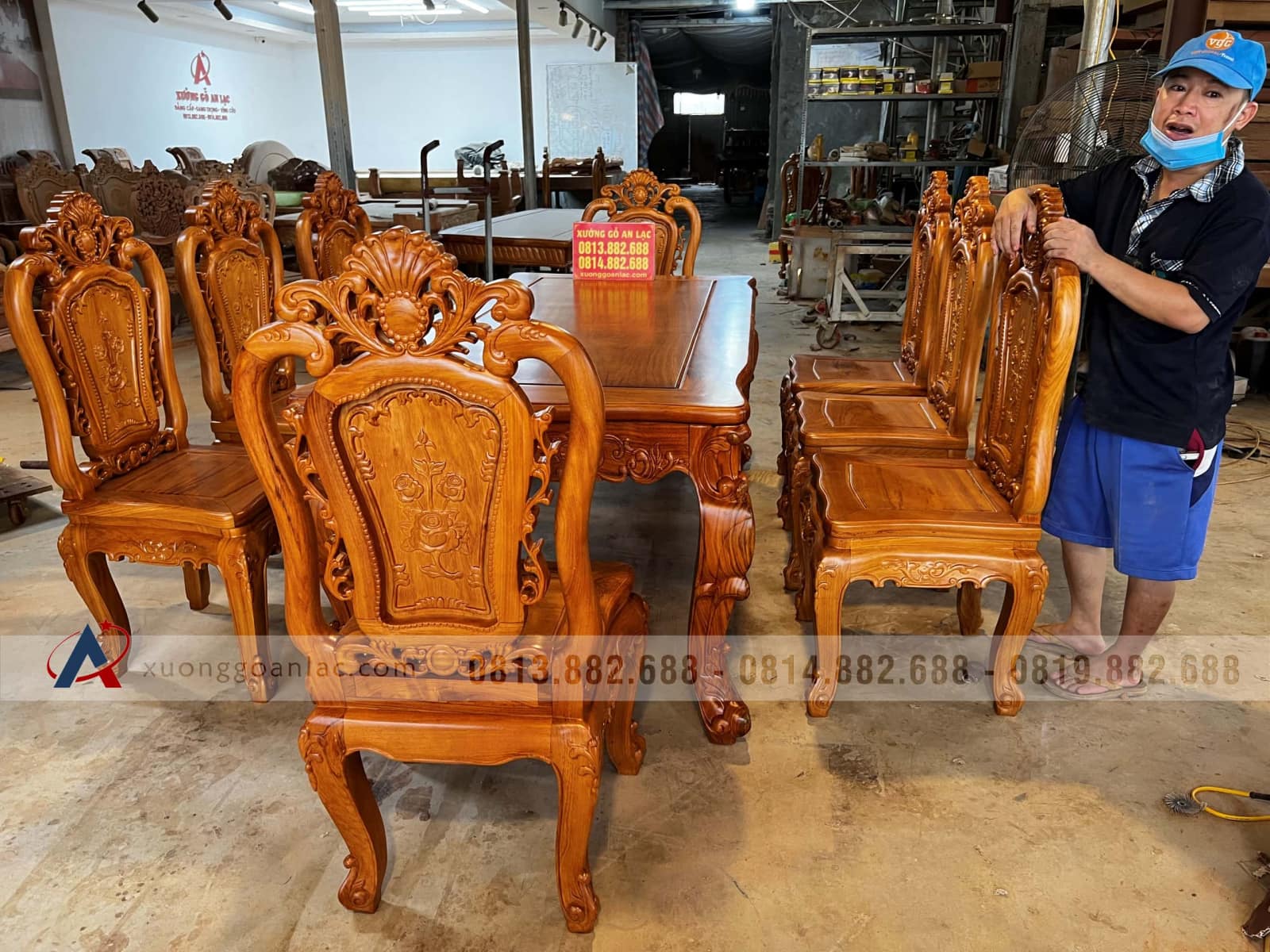Bộ bàn ăn hoàng gia 200x100cm 8 ghế hồng hạt vip (Anh Dũng, Khánh Hòa) 32 bàn ăn hoàng gia gỗ gõ đỏ cao cấp