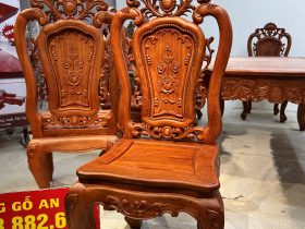 Bộ bàn ăn hoàng gia 10 ghế hồng hạt gỗ hương đá (Bác Lân, Hà Giang) 40 ghế ăn hồng hạc gỗ hương đá