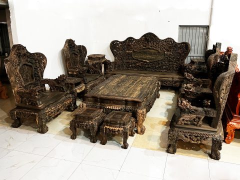 Bàn ghế Cửu Long Bát Mã 10 món gỗ mun hoa Lào