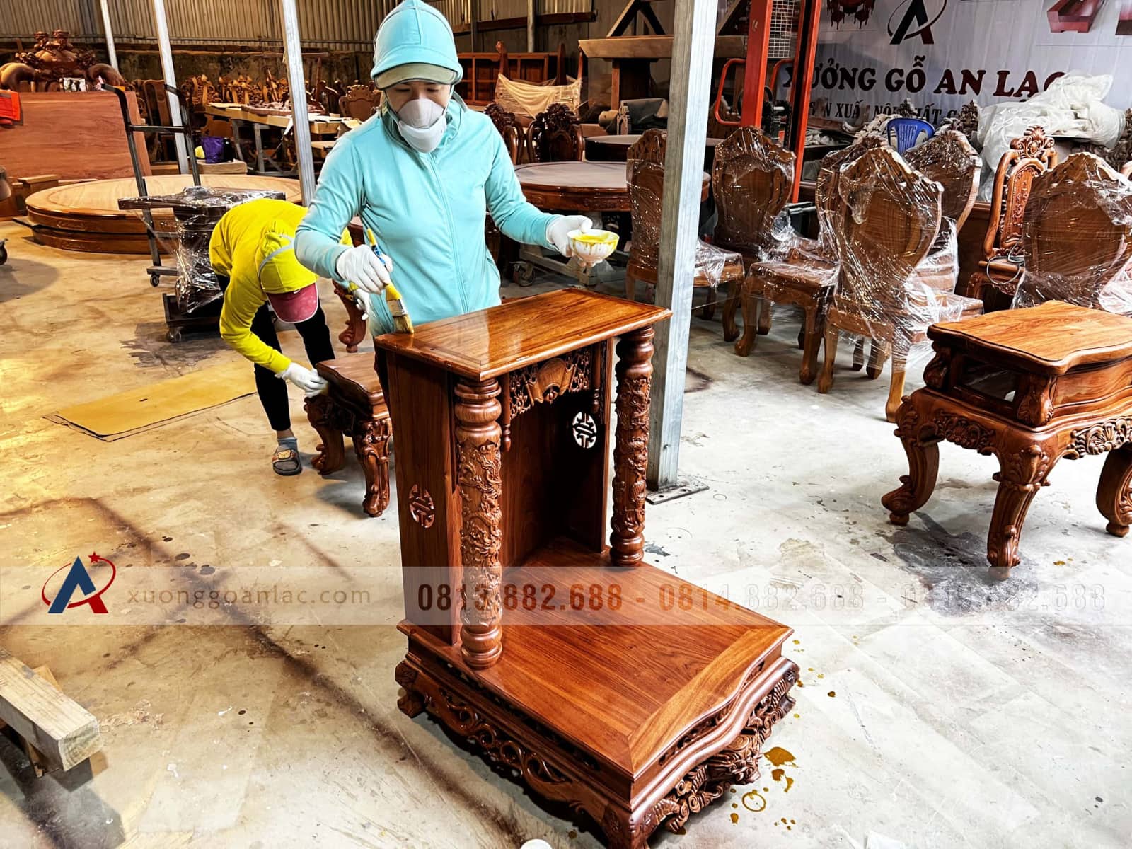 Ban thờ thần tài ông địa gỗ hương đá cao cấp 8 Ban thờ thần tài ông địa gỗ hương đá cao cấp - Ảnh 8