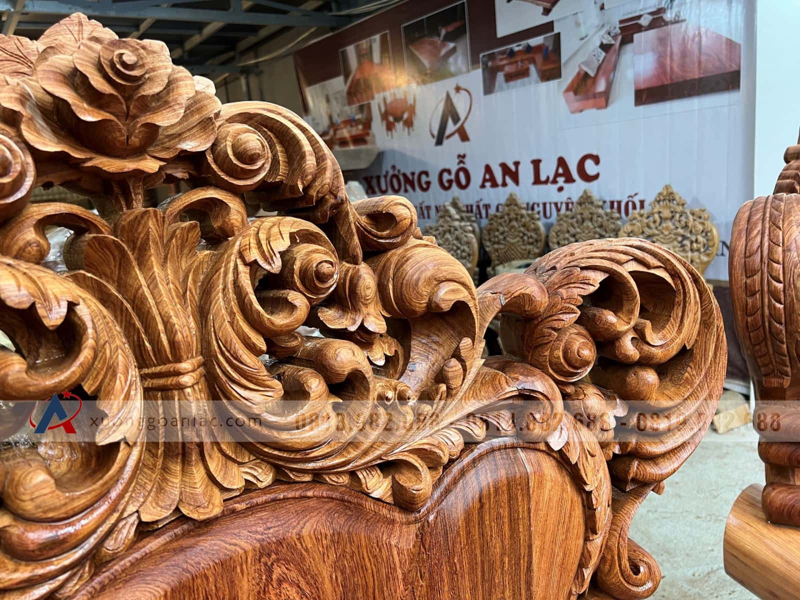 Bộ Hoàng gia nguyên khối V10 6 món cực khủng gỗ Hương Đá (bác Lâm, Hà Nội) 23 Bộ Hoàng gia nguyên khối V10 6 món cực khủng gỗ Hương Đá (bác Lâm, Hà Nội) - Ảnh 23