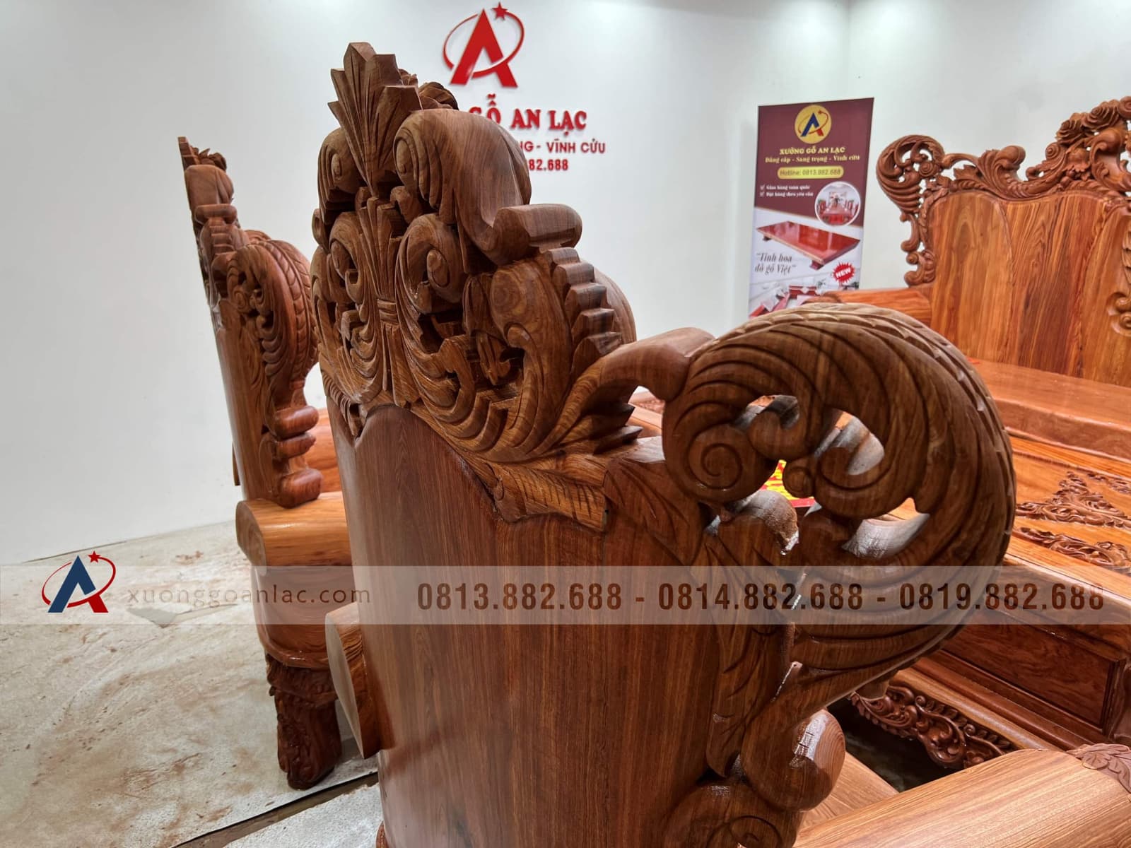 Bộ Hoàng gia nguyên khối V10 6 món cực khủng gỗ Hương Đá (bác Lâm, Hà Nội) 24 bàn ghế hoàng gia tựa liền khối đẳng cấp
