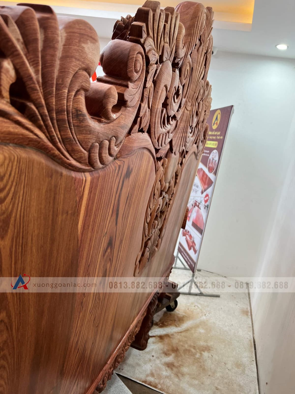 Bộ Hoàng gia nguyên khối V10 6 món cực khủng gỗ Hương Đá (bác Lâm, Hà Nội) 15 bộ ghế hoàng gia gỗ hương đá