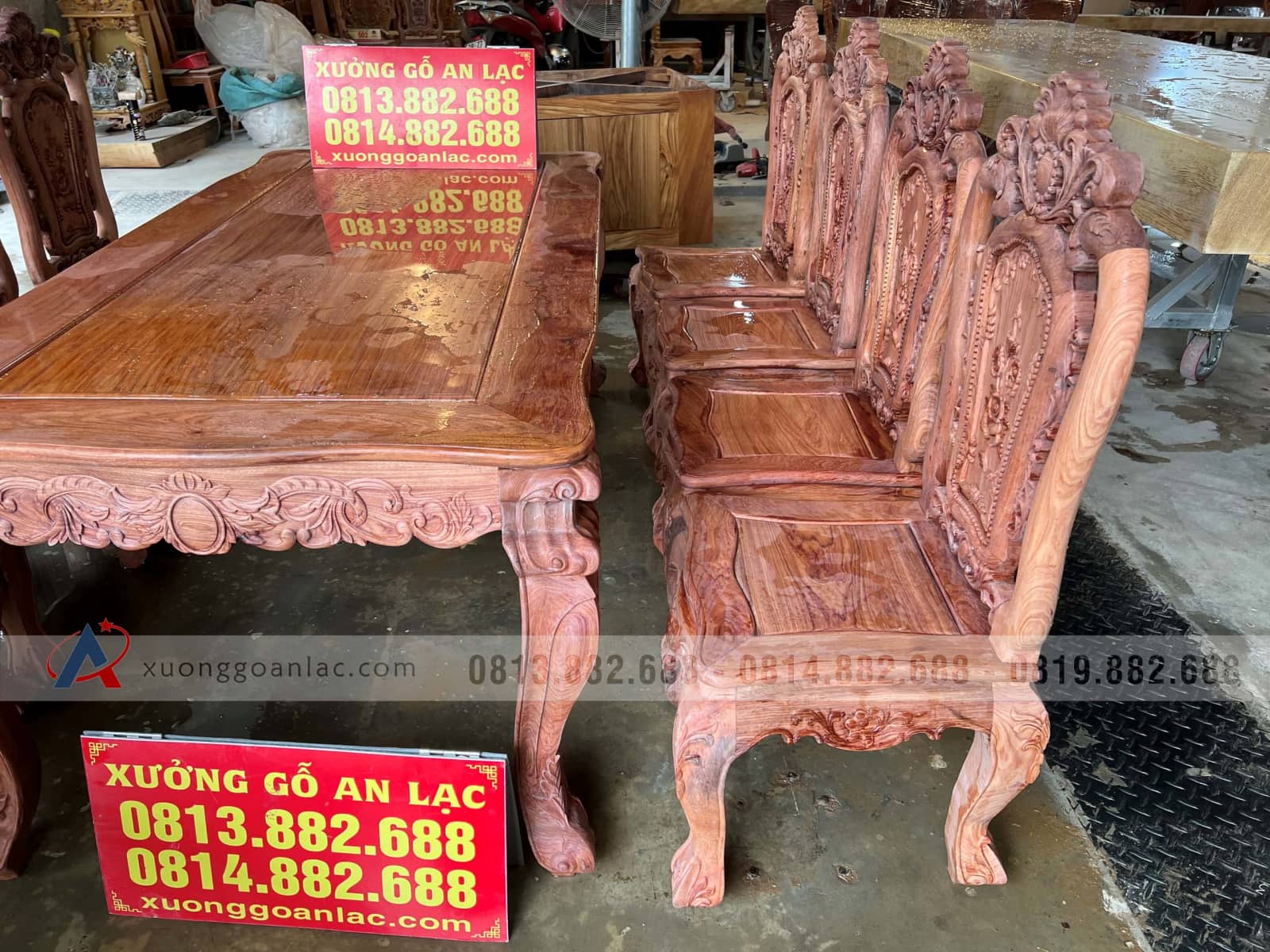 Bộ bàn ăn hoàng gia 8 ghế hồng hạt gỗ hương đá (Bác Vì, Ninh Bình) 3 Bộ bàn ăn hoàng gia 8 ghế hồng hạt gỗ hương đá (Bác Vì, Ninh Bình) - Ảnh 3