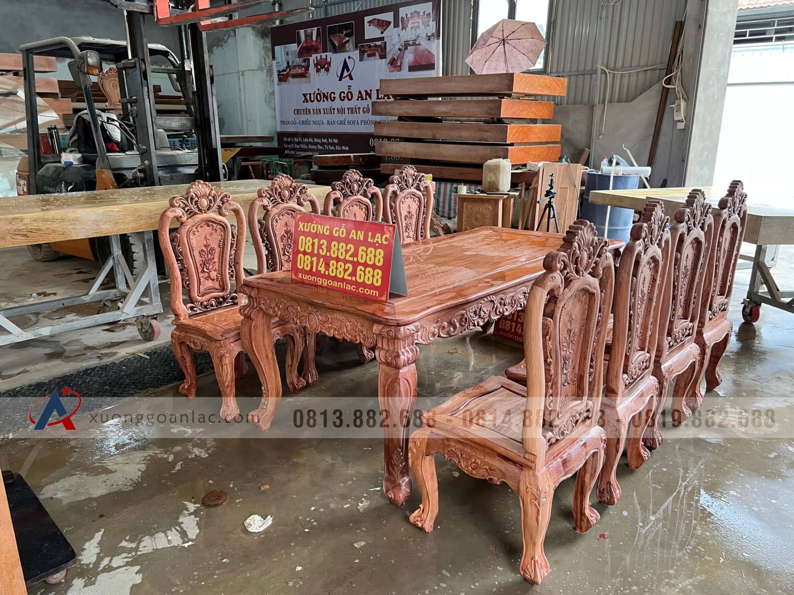 Bộ bàn ăn hoàng gia 8 ghế hồng hạt gỗ hương đá (Bác Vì, Ninh Bình) 24 Bộ bàn ăn Hoàng Gia 8 ghế hồng hạt gỗ Hương Đá