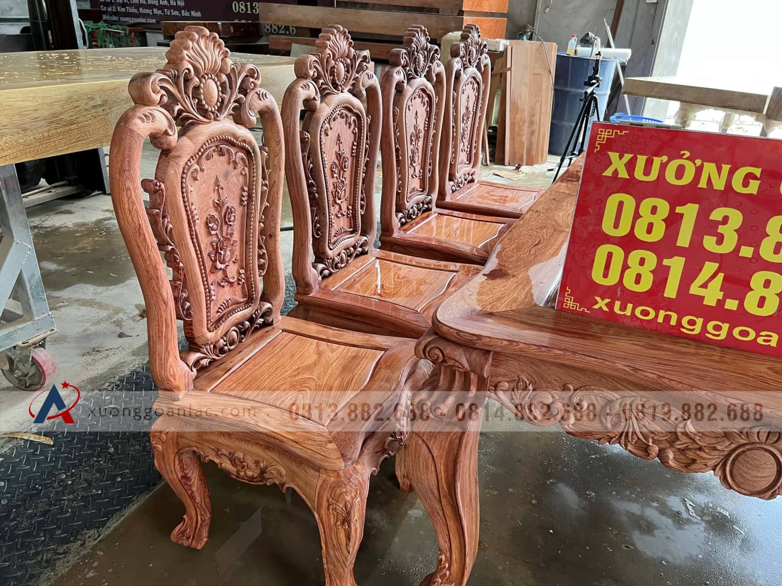 Bộ bàn ăn hoàng gia 8 ghế hồng hạt gỗ hương đá (Bác Vì, Ninh Bình) 28 bàn ghế ăn gỗ hương đá đẳng cấp cho phòng bếp gia đình