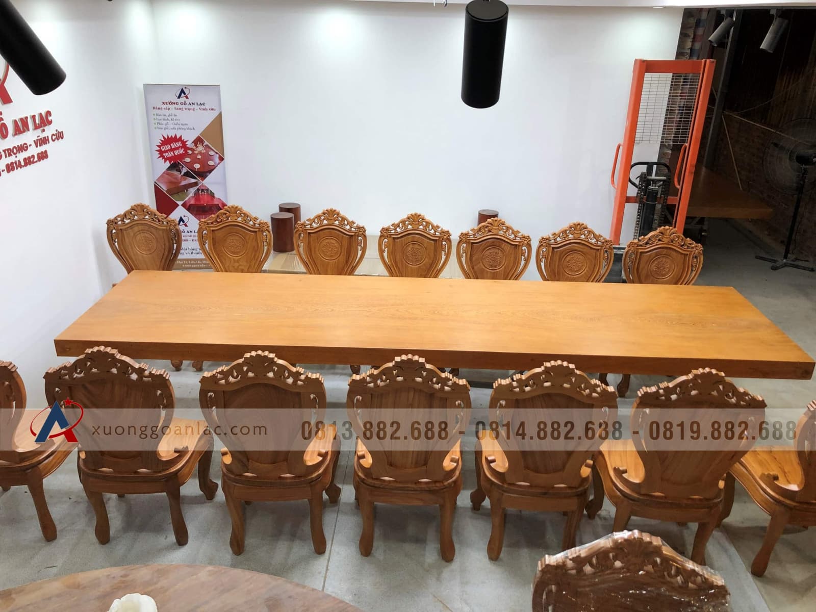 Bộ bàn ăn nguyên khối 14 ghế louis gỗ gõ đỏ cao cấp (Anh Tư, Hồ Chí Minh) 28 bàn ghế ăn nguyên khối gỗ gõ đỏ cao cấp