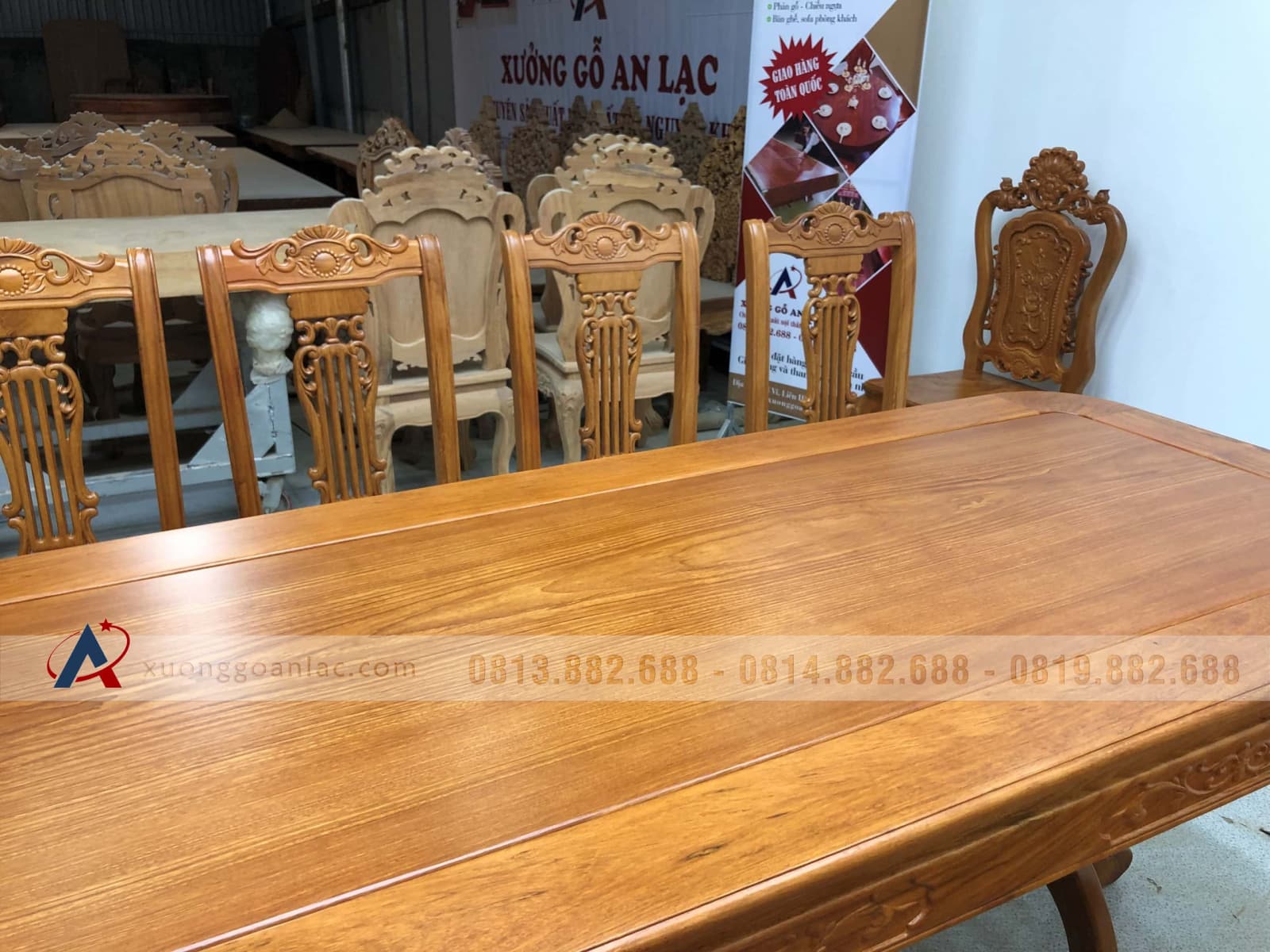 Bộ bàn ăn gõ đỏ 8 ghế cây đàn (Chị Thủy, Hà Nội) 15 Bộ bàn ăn gõ đỏ 8 ghế cây đàn (Chị Thủy, Hà Nội) - Ảnh 15