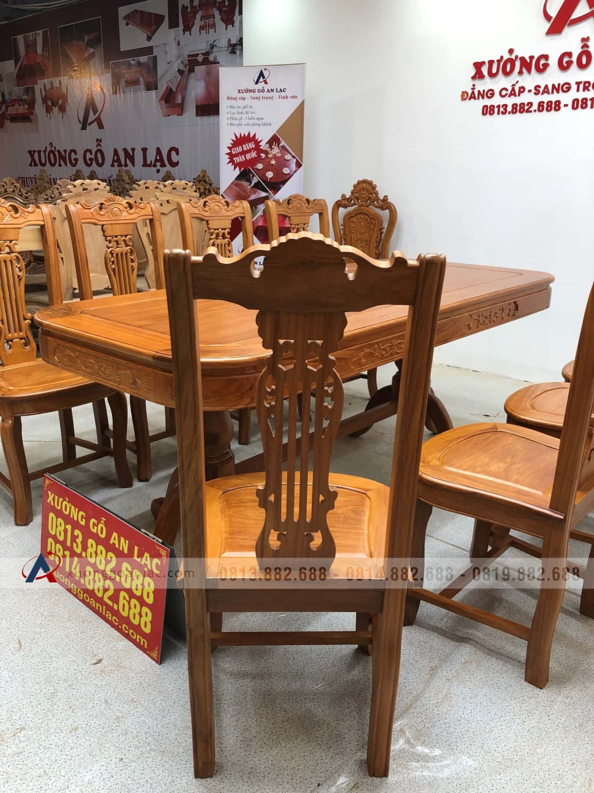 Bộ bàn ăn gõ đỏ 8 ghế cây đàn (Chị Thủy, Hà Nội) 20 mặt sau lưng ghế cây đàn