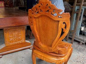 Bộ bàn ăn nguyên khối 8 ghế louis gỗ gõ đỏ (Anh Kỳ, Bắc Giang) 23 ghế ăn gỗ gõ đỏ đẹp