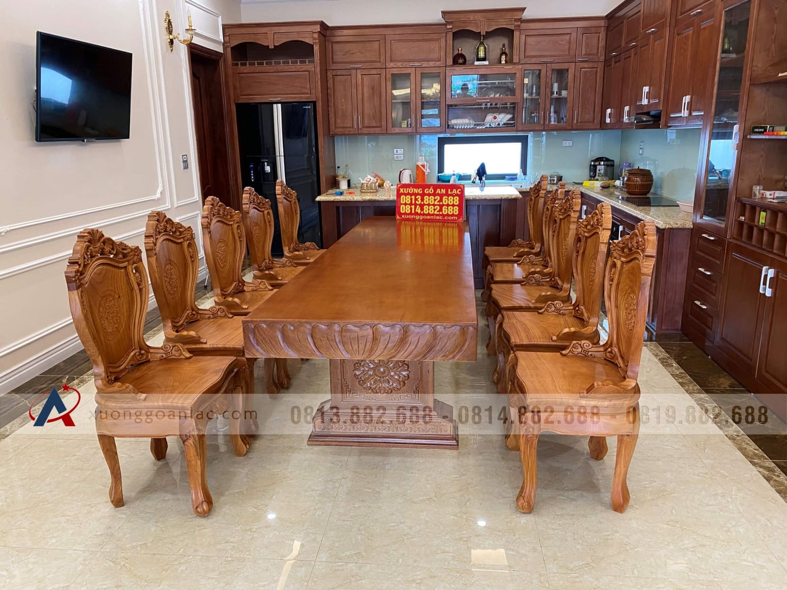 Bộ bàn ăn nguyên khối 10 ghế louis hoa lan tây có tay gỗ gõ đỏ (Anh Tiến,Thanh Hóa) 21 Bộ bàn ăn nguyên khối gỗ gõ đỏ