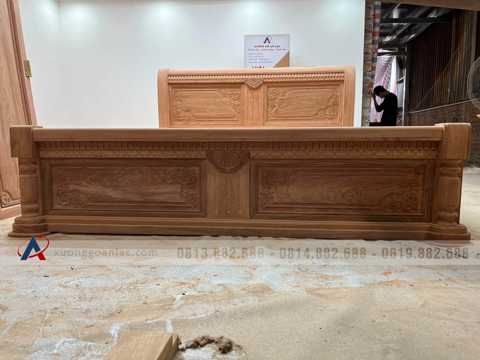 Hoàn Thiện Giường ngủ 1m8x2m gỗ hương đá giao ở Rạch Giá (Kiên Giang) 3 Hoàn Thiện Giường ngủ 1m8x2m gỗ hương đá giao ở Rạch Giá (Kiên Giang) - Ảnh 3
