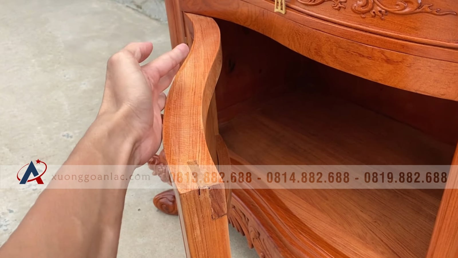 Kệ tivi Louis Hoàng Gia 2m62 nguyên khối gỗ Hương Đá (anh Lương, Nam Định) 23 kệ tivi louis gỗ hương đá