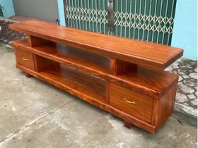 Kệ sofa nguyên khối 3 tấm 2 ngăn kéo gỗ hương đá (anh Hội, Hà Nội) 13 kệ tivi nguyên khối