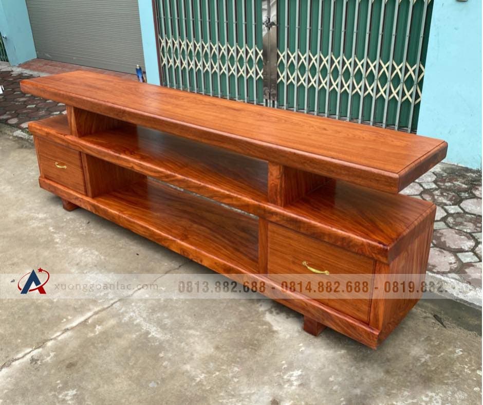 Kệ sofa nguyên khối 3 tấm 2 ngăn kéo gỗ hương đá (anh Hội, Hà Nội) 26 kệ tivi nguyên khối