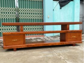 Kệ sofa nguyên khối 3 tấm 2 ngăn kéo gỗ hương đá (anh Hội, Hà Nội) 16 kệ tivi gỗ hương đá