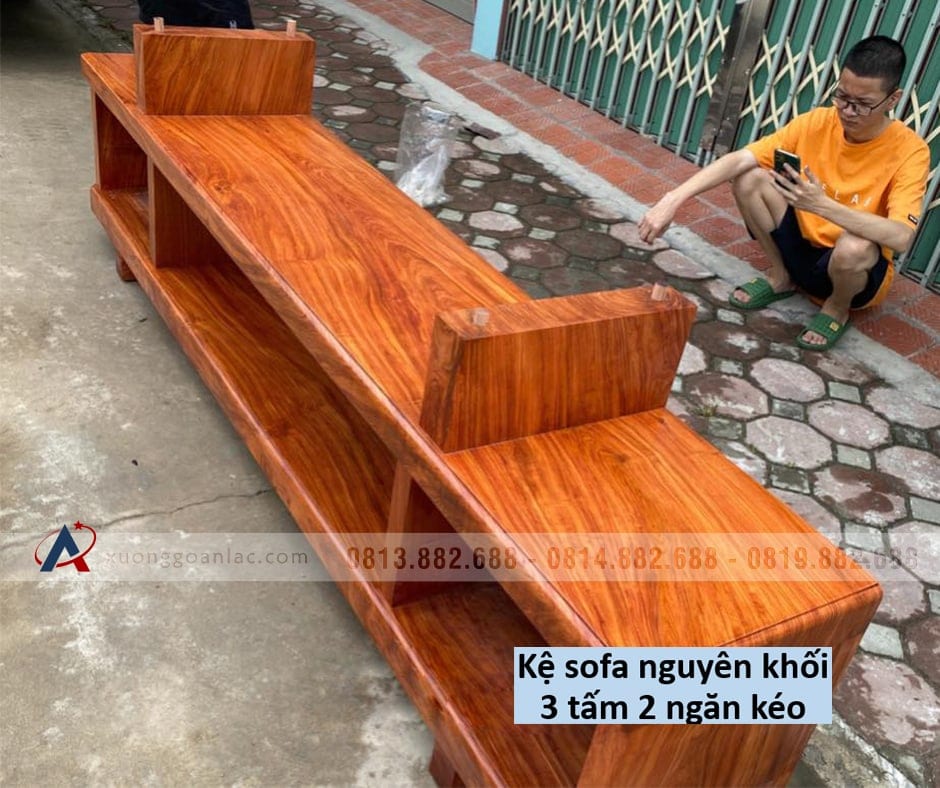 Kệ sofa nguyên khối 3 tấm 2 ngăn kéo gỗ hương đá (anh Hội, Hà Nội) 9 Kệ sofa nguyên khối 3 tấm 2 ngăn kéo gỗ hương đá (anh Hội, Hà Nội) - Ảnh 9