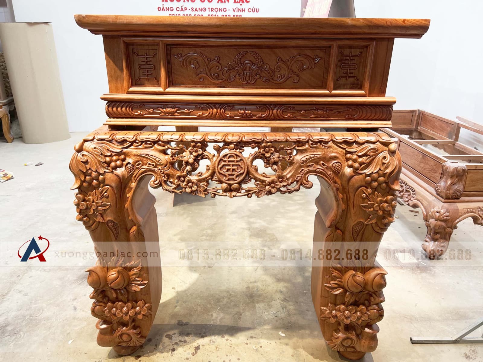 Sập thờ Mai Điểu chân 24 - 217x107x127cm (Bác Tư - Sài Gòn) 54 sập thờ mai điểu gỗ gõ đỏ cao cấp đục tay bởi thợ mộc lành nghề xưởng gỗ An Lạc