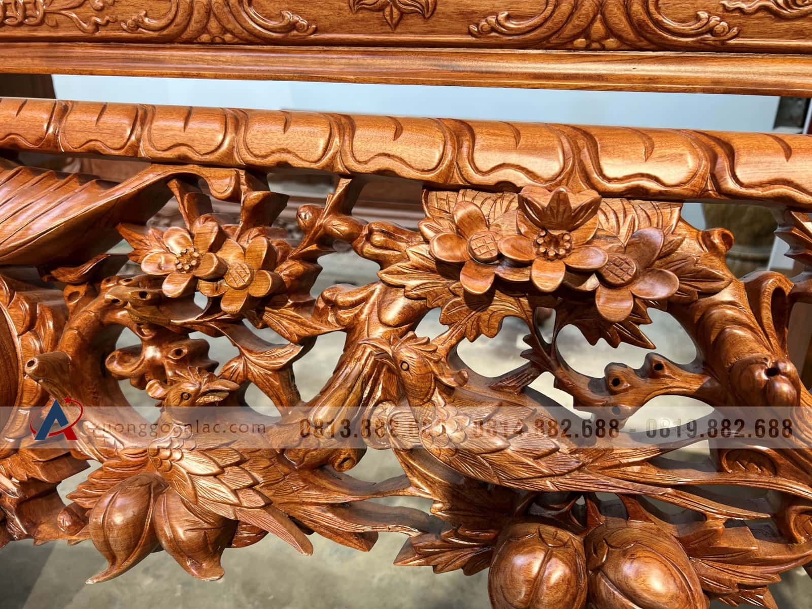 Sập thờ Mai Điểu chân 24 - 217x107x127cm (Bác Tư - Sài Gòn) 5 sập thờ mai điểu cao cấp gỗ gõ đỏ tự nhiên