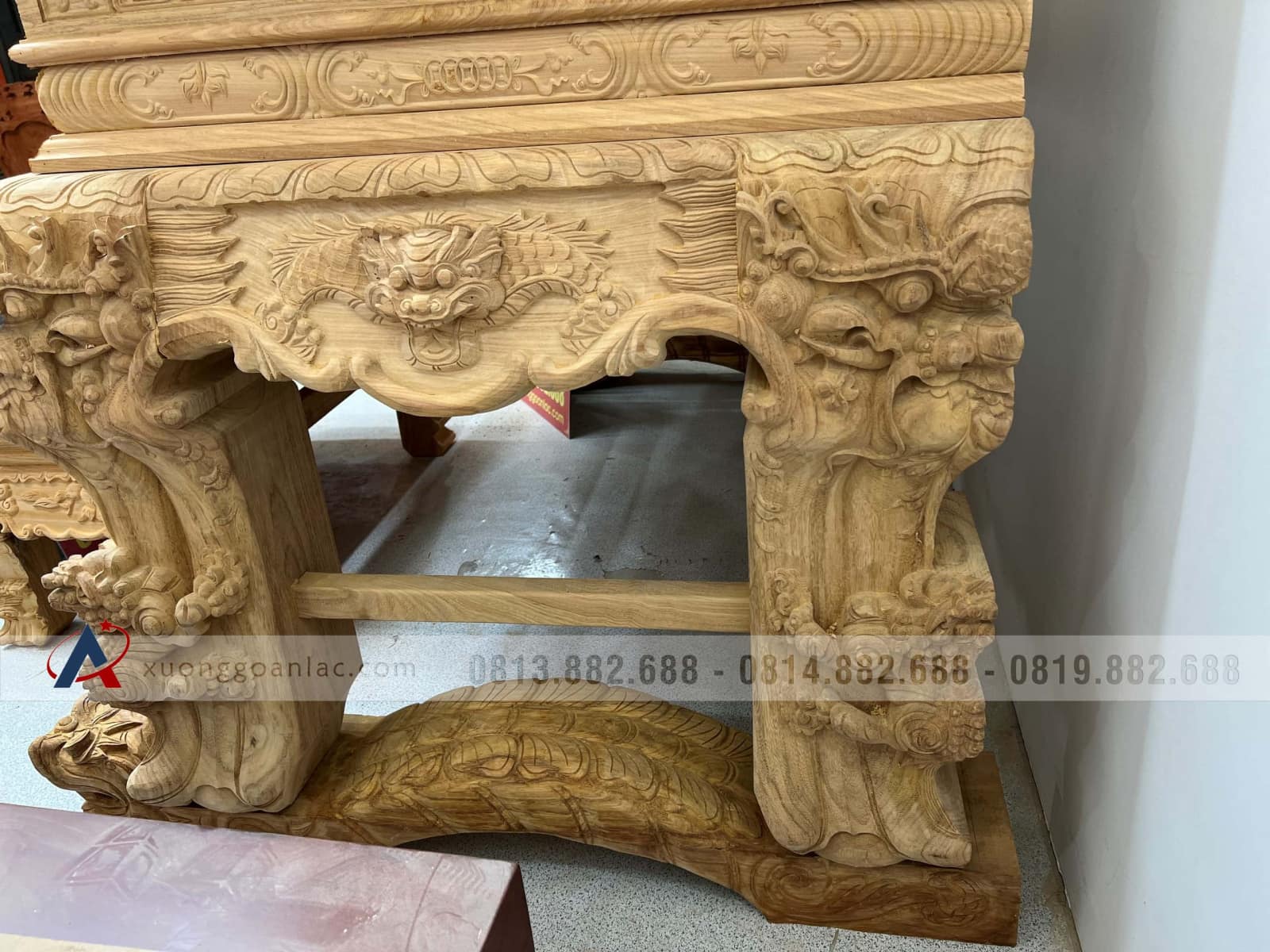 Nguyên mộc sập thờ Tứ Linh chân 25 gỗ Gõ Đỏ 217x107x127cm giao Hải Dương 12 Nguyên mộc sập thờ Tứ Linh chân 25 gỗ Gõ Đỏ 217x107x127cm giao Hải Dương - Ảnh 12