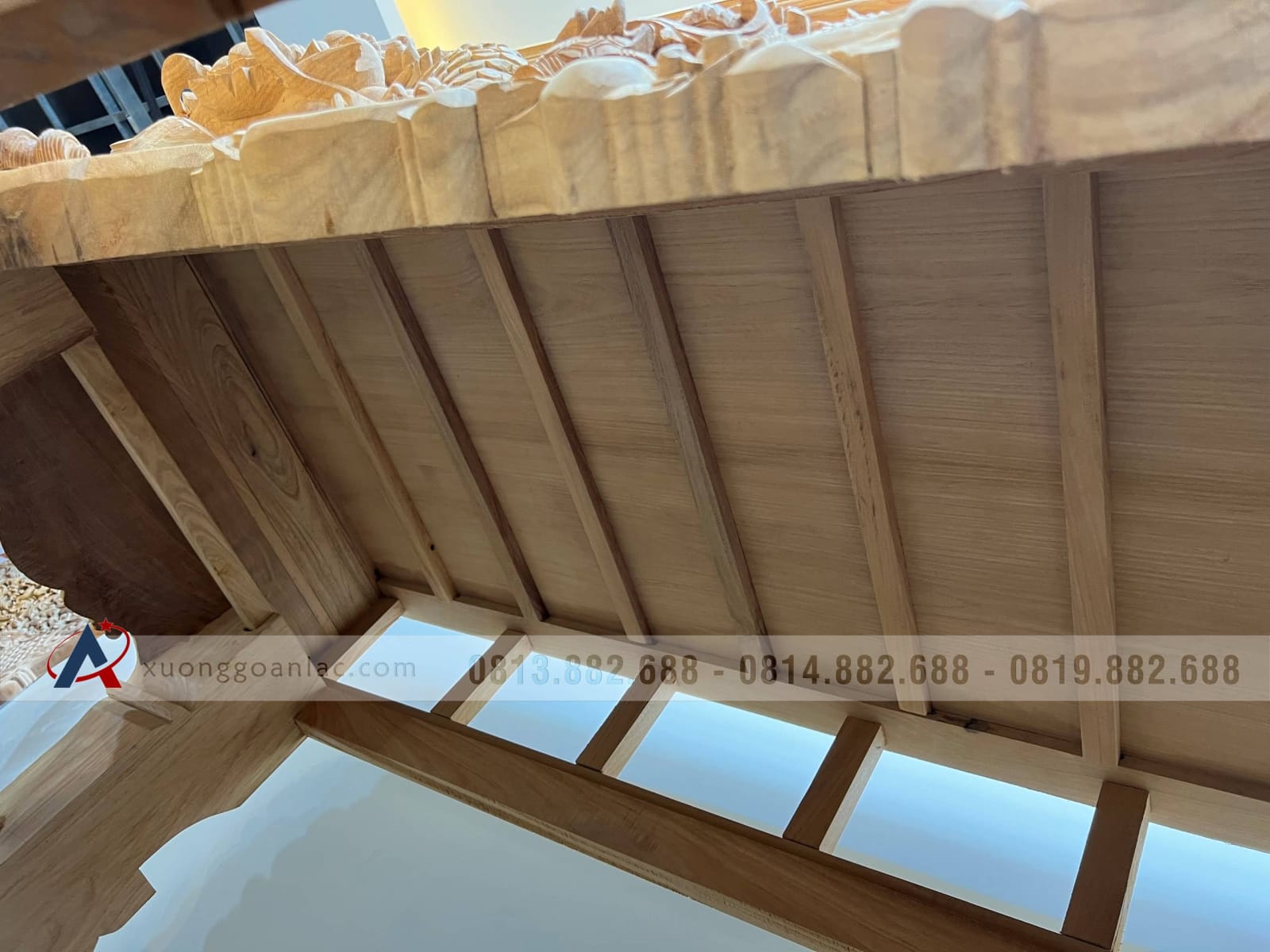 Nguyên mộc sập thờ Tứ Linh chân 25 gỗ Gõ Đỏ 217x107x127cm giao Hải Dương 3 Nguyên mộc sập thờ Tứ Linh chân 25 gỗ Gõ Đỏ 217x107x127cm giao Hải Dương - Ảnh 3